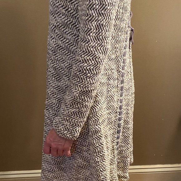 Tulip Size XS Sweater Dress - Picture 2 of 6